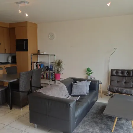 Apartamento Sunlit Near Beach, Cleaning Included Nieuwpoort