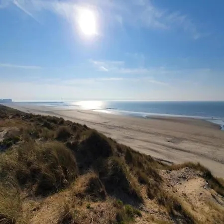 Apartamento Sunlit Near Beach, Cleaning Included Nieuwpoort